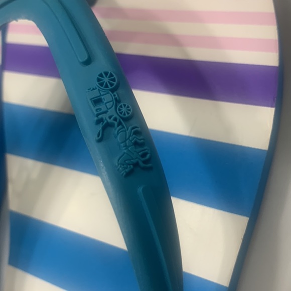 Coach Flip Flops Royal Blue Sandals Shoes size 9 NWT - Picture 12 of 14